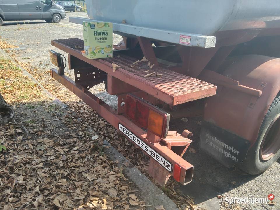 MERCEDES LP 608D Cysterna 4000l mazowieckie Warszawa