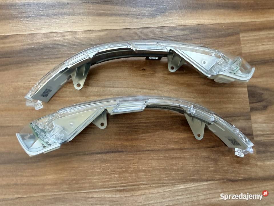 Migaczekierunki lusterek VW golf 8 VIII Świebodzin