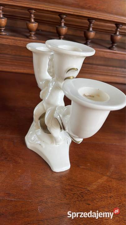 Świecznik z Puto na złotej kuli Bez sygnatury Na