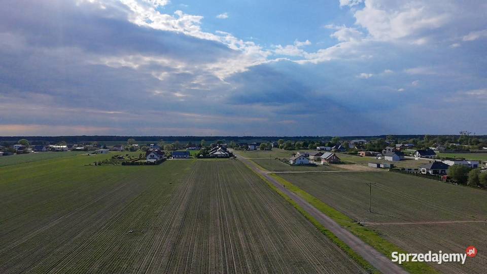 SPRZEDAŻY REZERWACYJNEJ DZIAŁEK BUDOWLANYCH Strzałkowo sprzedam