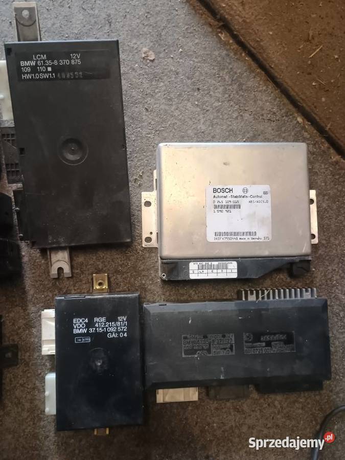 Części bmwe38 moduły komputery nawigacja Komputery Jasień
