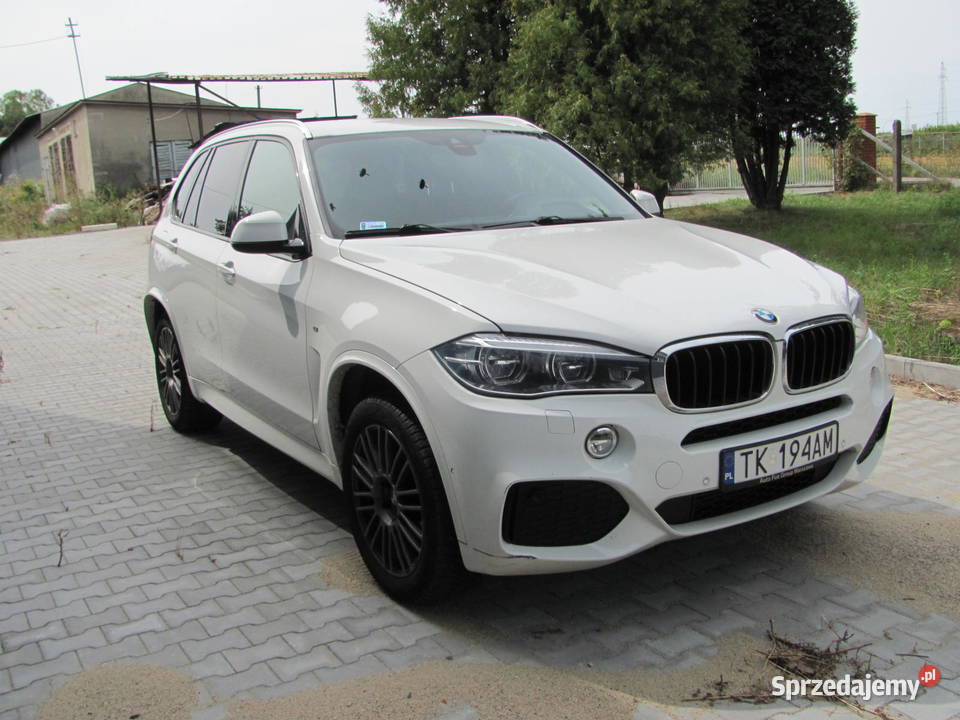 Syndyk sprzeda BMW X5 prod 2018 biały Staszów