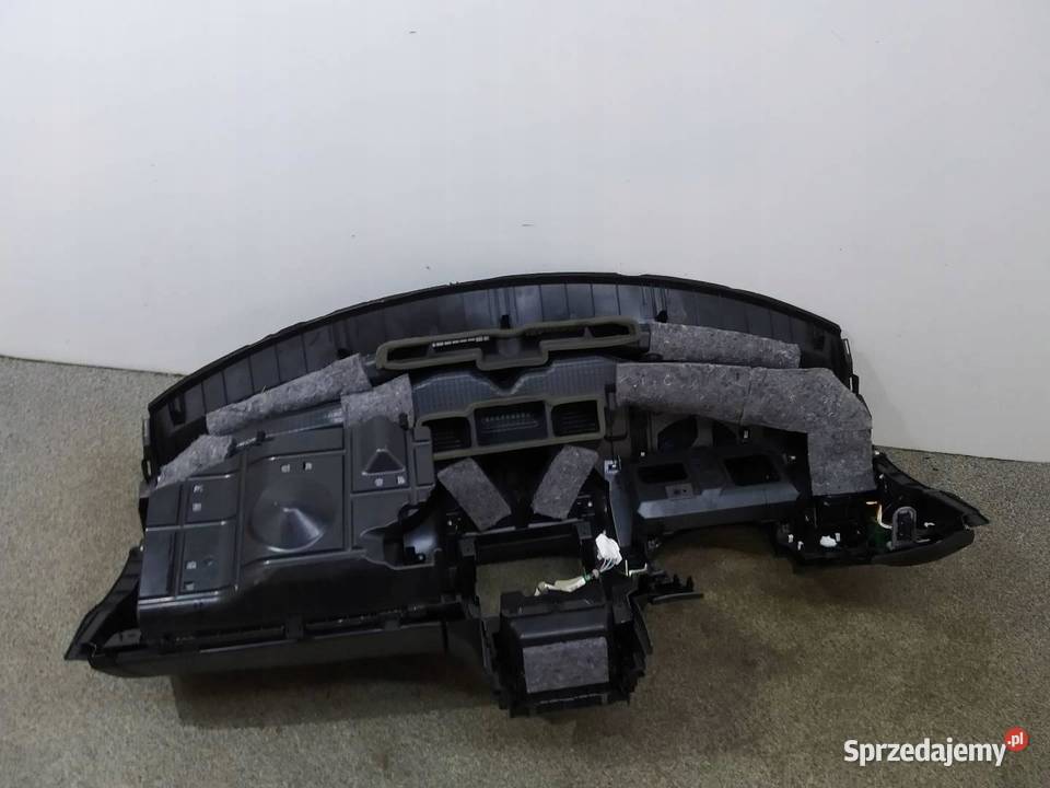 DESKA ROZDZIELCZA PULPIT KOKPIT AIRBAG EU Rok produkcji 2017 Deski rozdzielcze, konsole