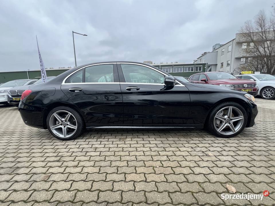 MercedesBenz C300 4Matic 2017 podgrzewane fotele mazowieckie Warszawa sprzedam