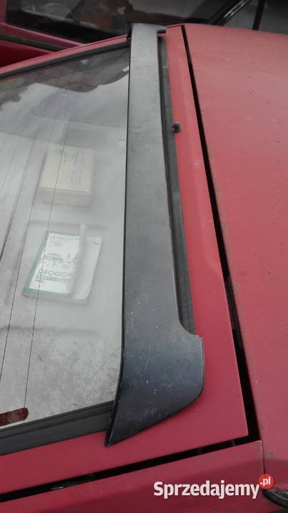 Polonez spojler lotka na tylna klape caro plus Suskowola