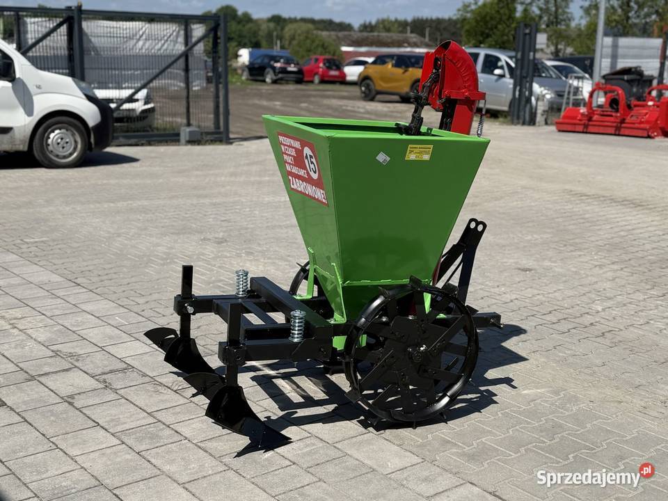 NOWA Sadzarka do Ziemniaków 12 Rzędy Polska Siewniki i sadzarki Bobolice sprzedam