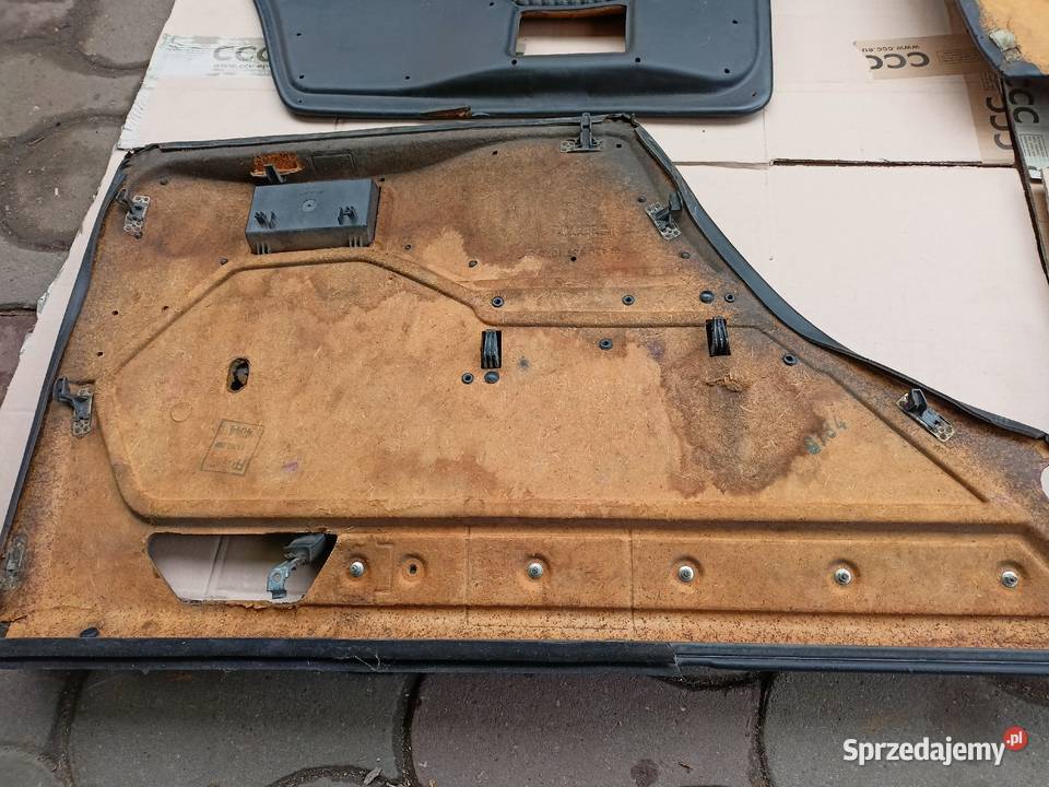 Mercedes 124 W124 boczki drzwiowe karo komplet Skarżysko-Kamienna