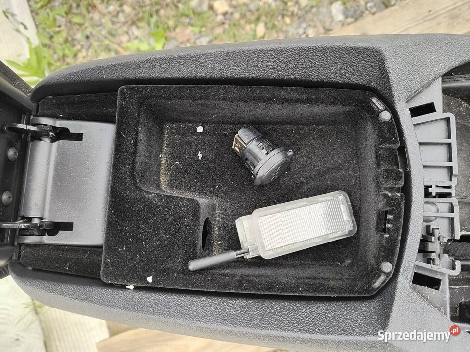 Kompletny podłokietnik DS5 citroen instalacja świętokrzyskie Kakonin