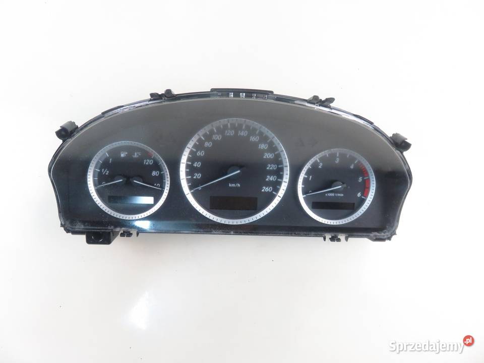 LICZNIK MERCEDES S204 200 CDI 2049001705