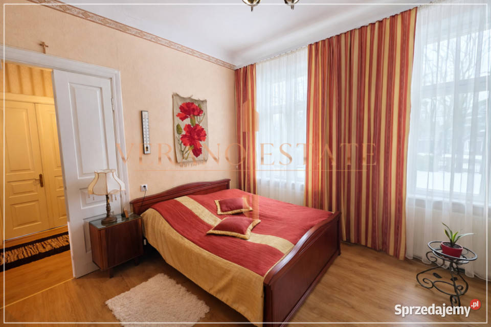 Dom Milanówek 320m2 drewno