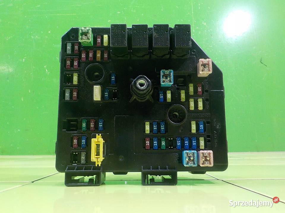 OPEL ANTARA LIFT 22 CDTI 12r 5D skrzynka Skrzynki bezpieczników