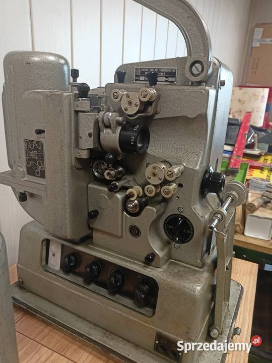 Stary Projektor filmowy ŁZK Wołczyn