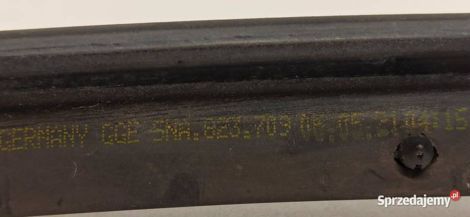 VW TIGUAN II USZCZELKA MASKI 5NA823709