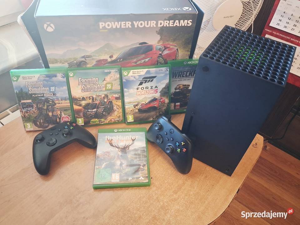 Sprzedam Xbox series X z dwoma padami i zestawem podkarpackie Radomyśl Wielki