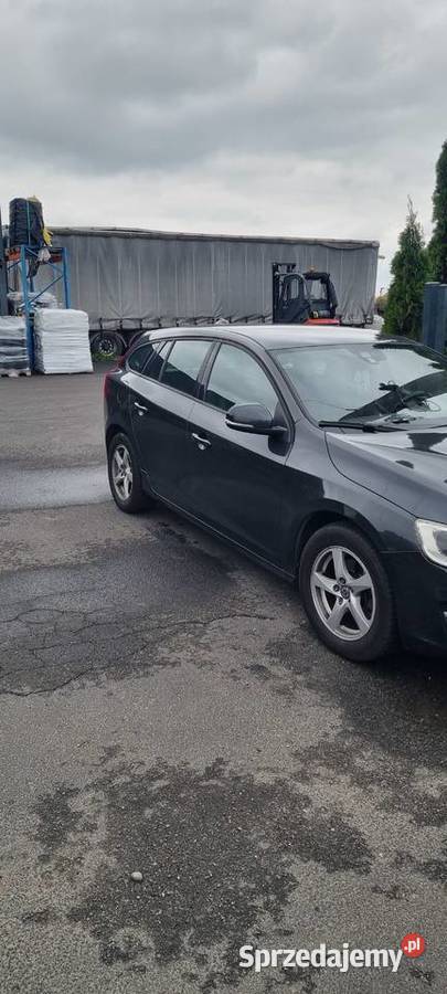 Sprzedam volvo v60 d3 2015 150 kw V60 Motoryzacja mazowieckie Błonie