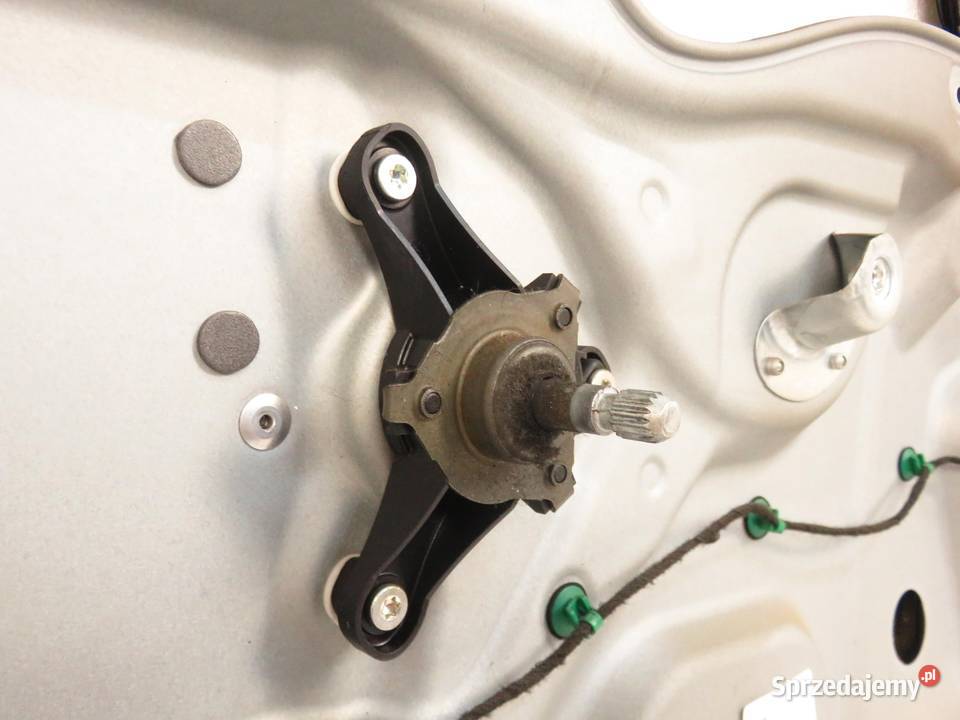 PODNOŚNIK SZYBY PRAWY PRZEDNI VW CADDY III małopolskie