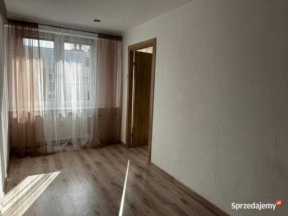 Na sprzedaż 3 pokoje remoncie 4815 m2 łódzkie Piotrków Trybunalski