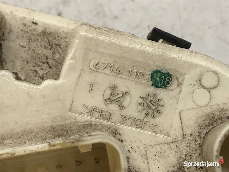 ZAMEK DRZWI PRAWY PRZÓD MERCEDES W221 Hatchback