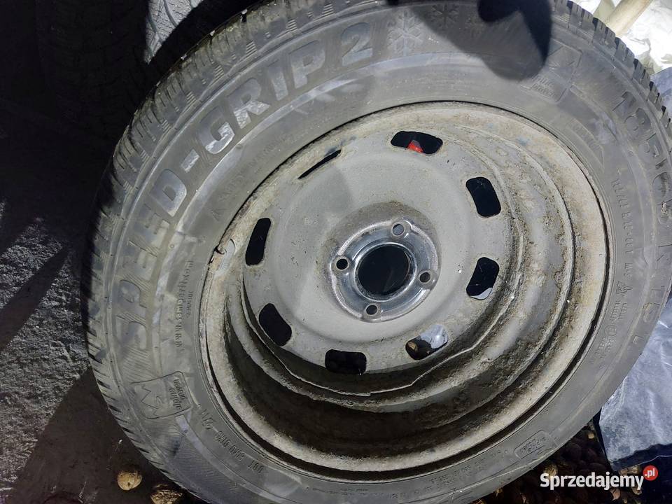 Felgi z oponami zimowymi do Peugeot 208 Sochaczew sprzedam