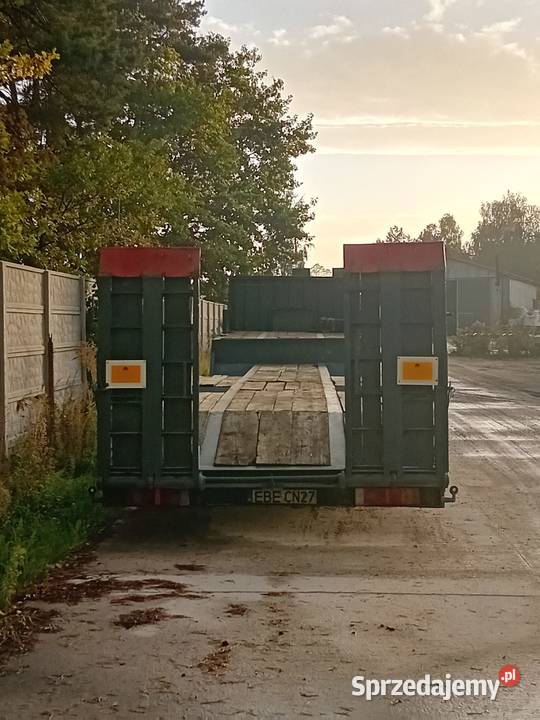 Naczepa niskopodwoziowa trzyosiowa z obniżonym niskopodłogowe Bełchatów