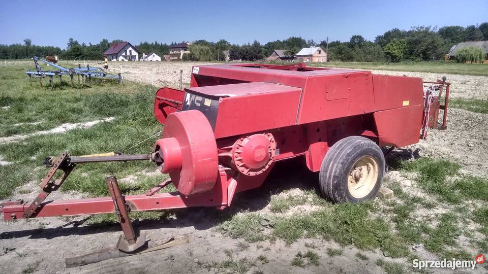 Prasa kostkująca MASSEY FERGUSON 124 podkarpackie Glinik Średni