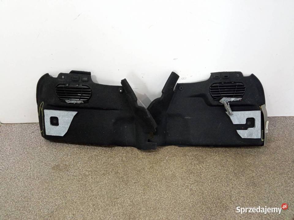 TAPICERKA BOCZEK PRAWY LEWY BAGAŻNIKA KPL