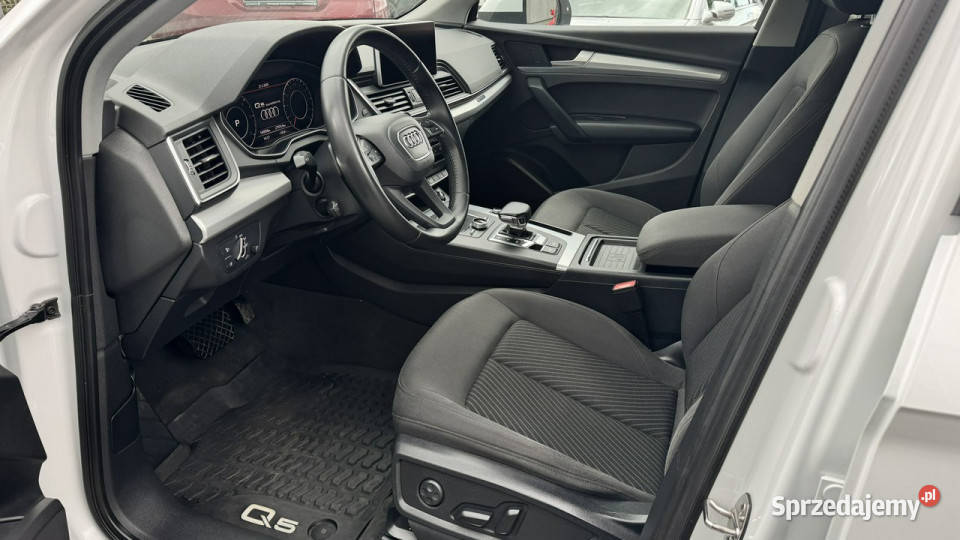 Audi Q5 Salon Bezwypad 20 TDI 190 Virtual 4x4 Gdynia sprzedam