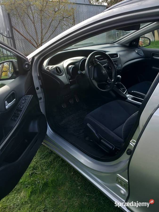 Samochód osobowy honda civic kombi 2014 r