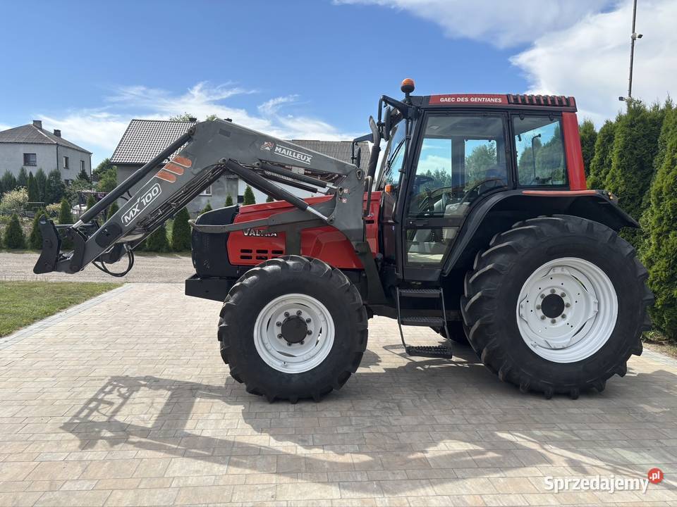Valtra Valmet 6250 z ładowaczem Grabów Szlachecki