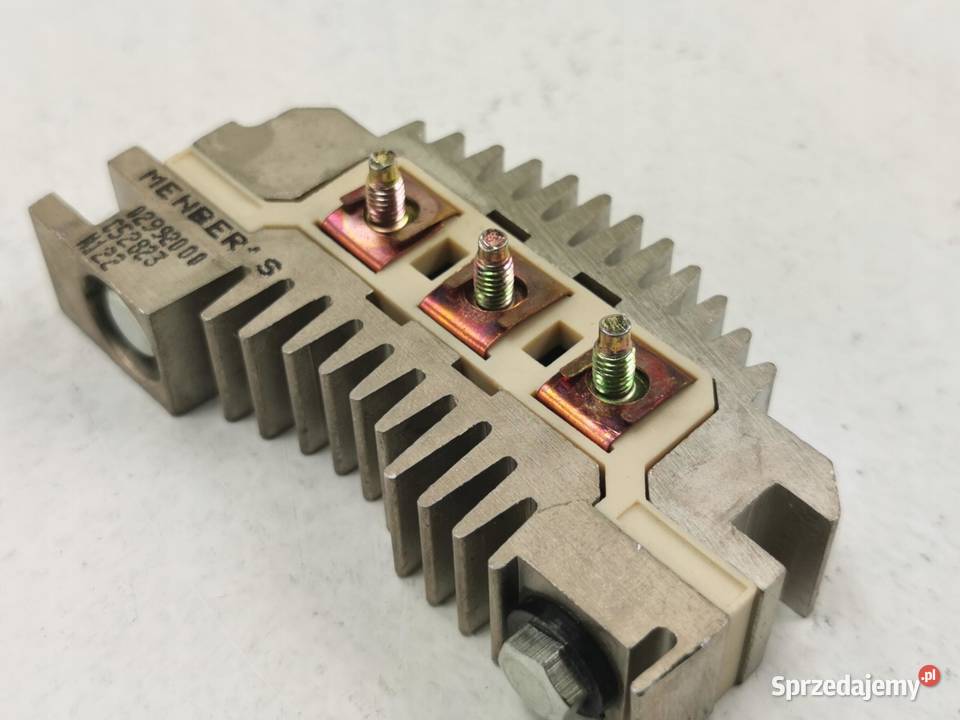PROSTOWNIK ALTERNATORA MERCEDESBENZ A0041541802 osobowe Układ elektryczny silnika
