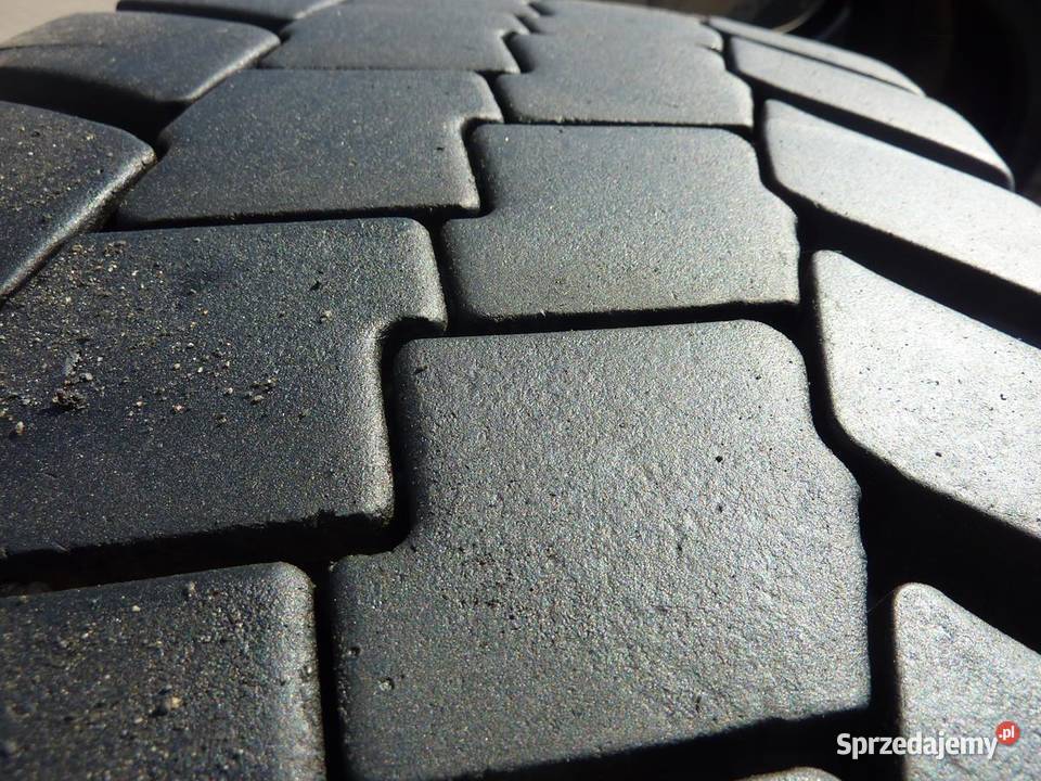 Opona używana ciężarowa 32595R24 GOODYEAR Zaścianki