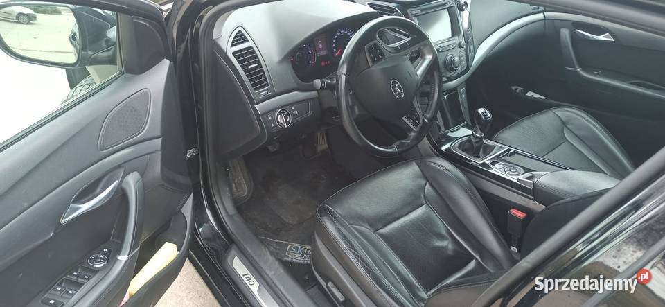Hyundai I40 17 CDRI Premium Brzeg Dolny sprzedam