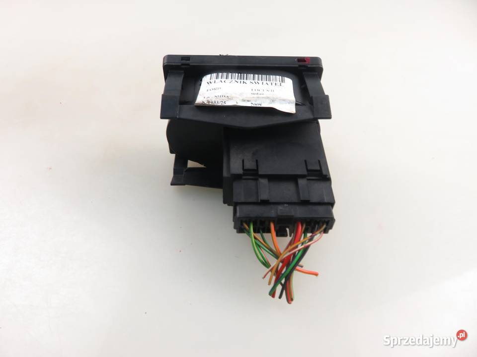WŁĄCZNIK ŚWIATEŁ FORD FOCUS II 7M5T13A024EA osobowe
