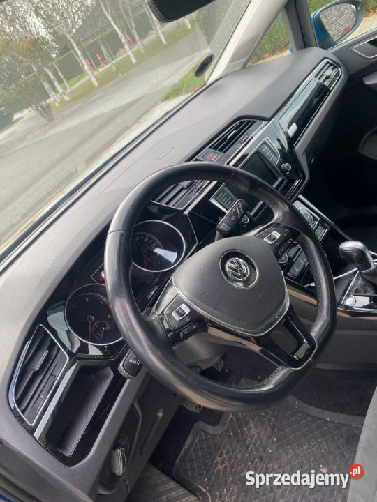 Volkswagen Touran III 2015 nieuszkodzony Sadlno