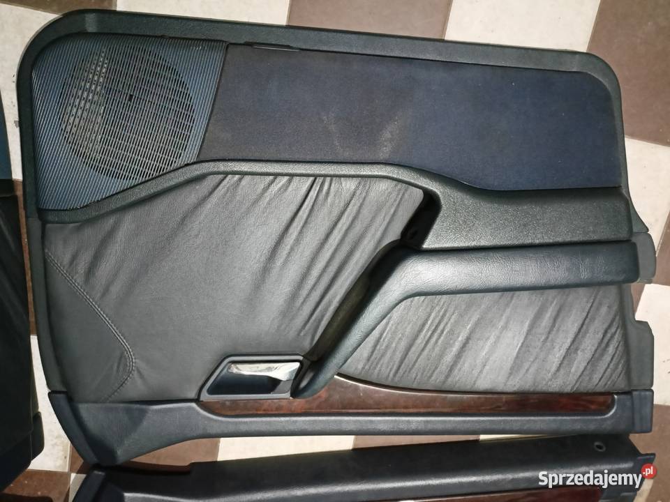 Mercedes W202 Cklasa boczki drzwiowe tapicerka Wyposażenie wnętrza Skarżysko-Kamienna