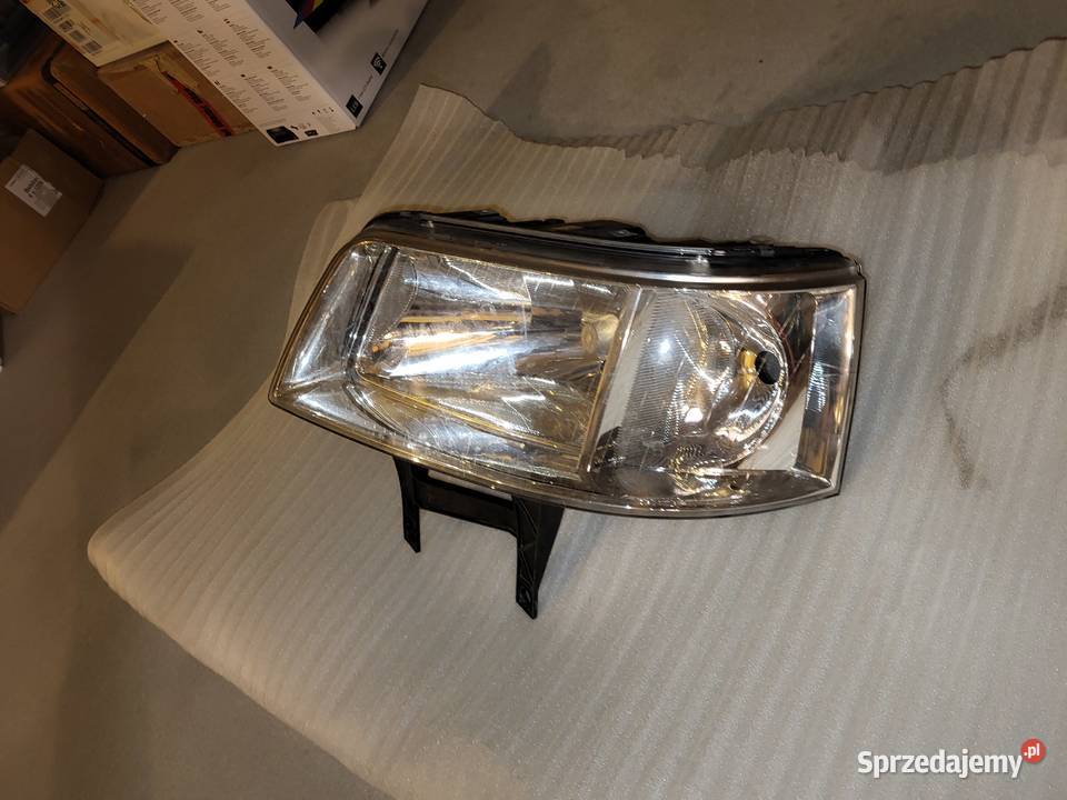 lampy przednie do VW T5 lewa prawa dolnośląskie Kliczków sprzedam