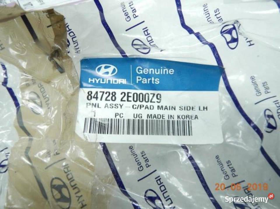 PLASTIK OSŁONA KONSOLI LEWA HYUNDAI TUCSON 04 Deski rozdzielcze, konsole