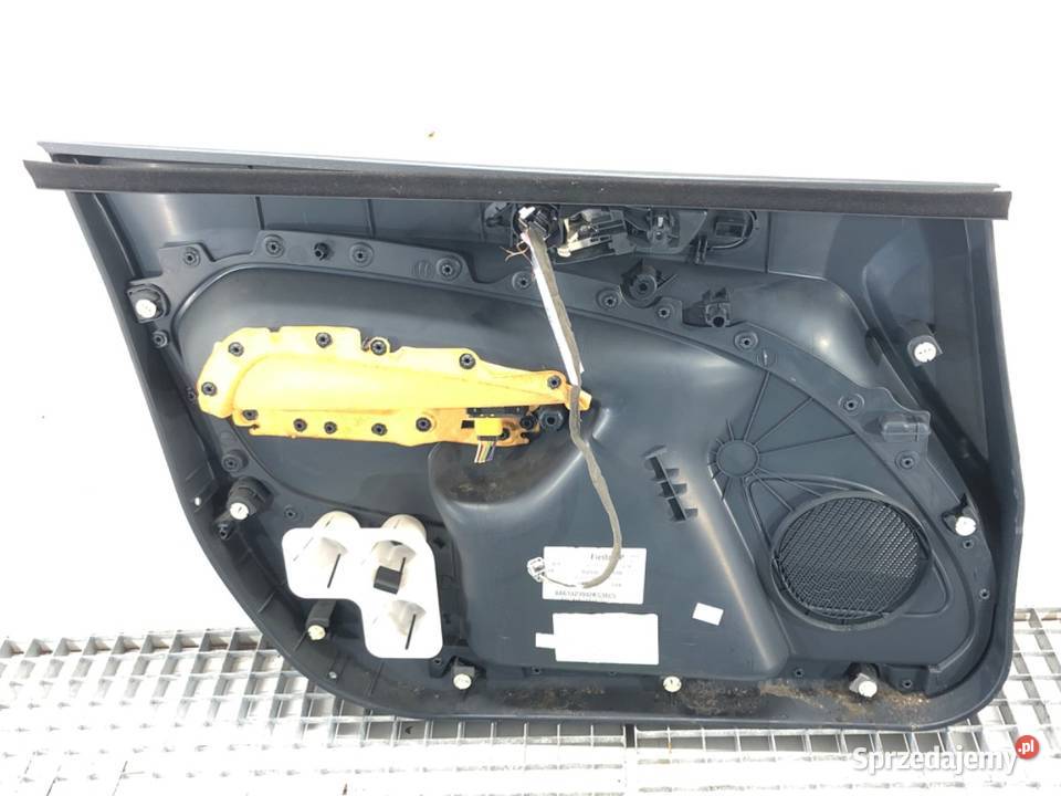 BOCZEK DRZWI PRAWY PRZÓD FORD FIESTA MK7