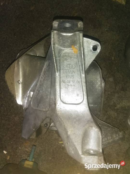 Audi VW skoda poduszka łapa Silniki i osprzęt Łuków