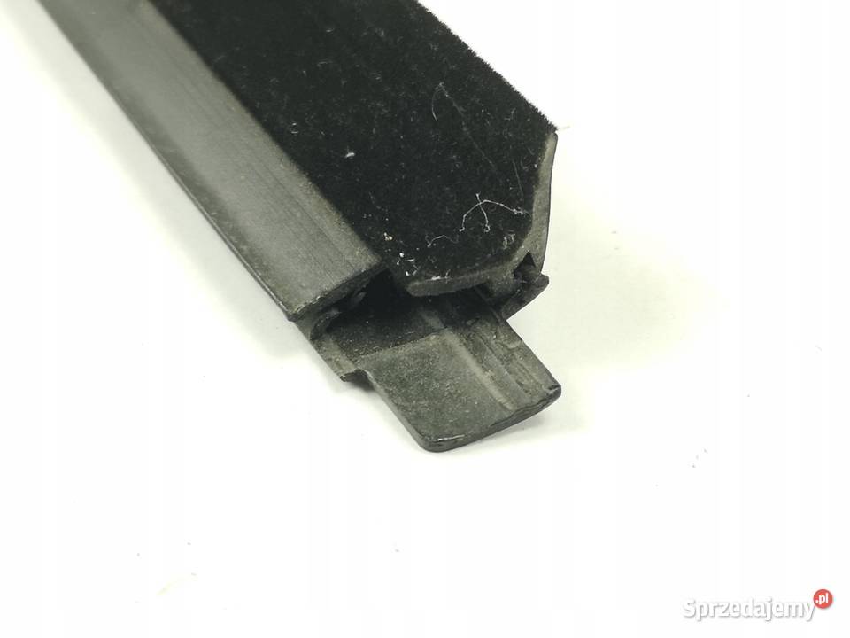 USZCZELKA SZYBY DRZWI PRAWY TYŁ FIAT BRAVA Uszczelki szyb sprzedam