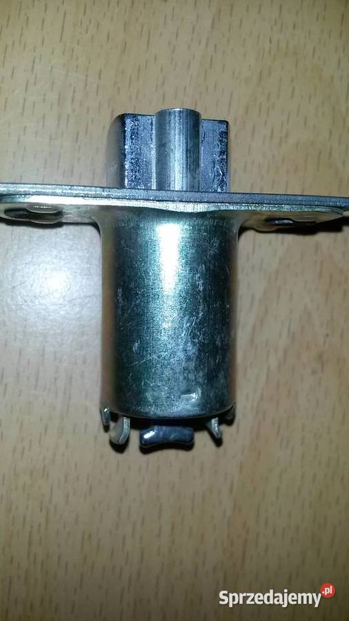 ZAMEK YALE Pozostałe Poznań