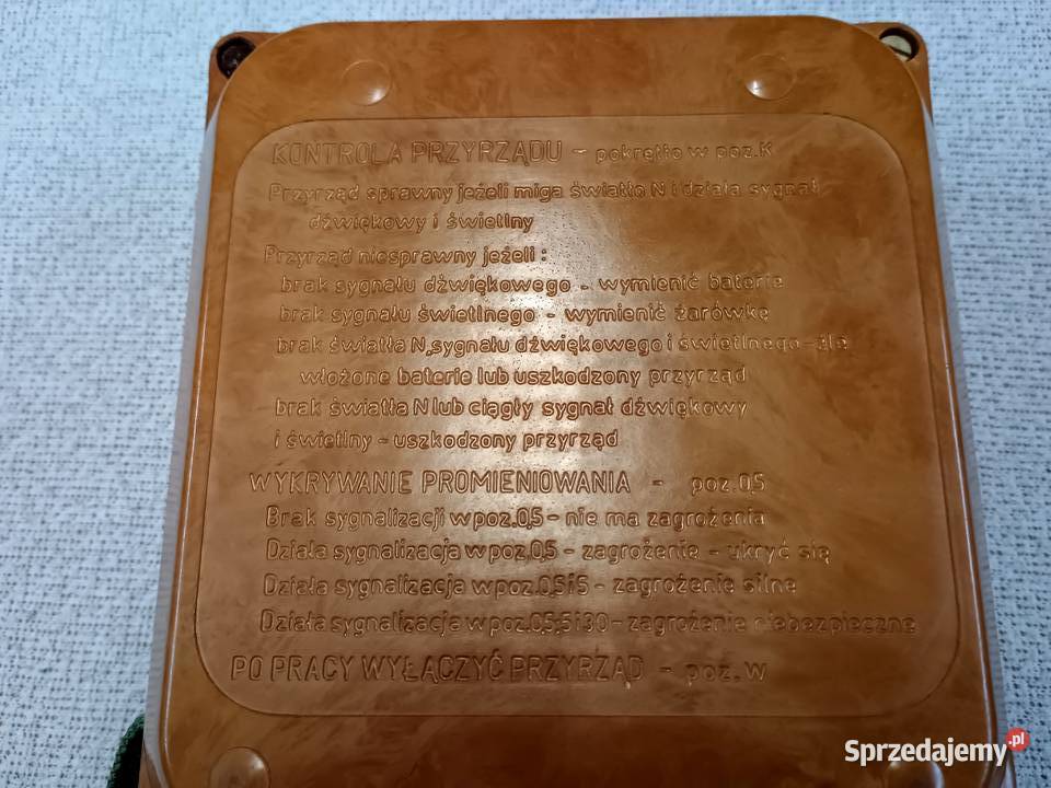 PRL Sygnalizator promieniowania RS70 Bakelit
