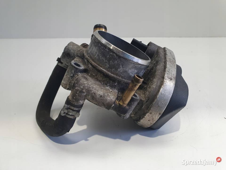 PRZEPUSTNICA Opel Zafira B 18 16V 55562380 Chełm