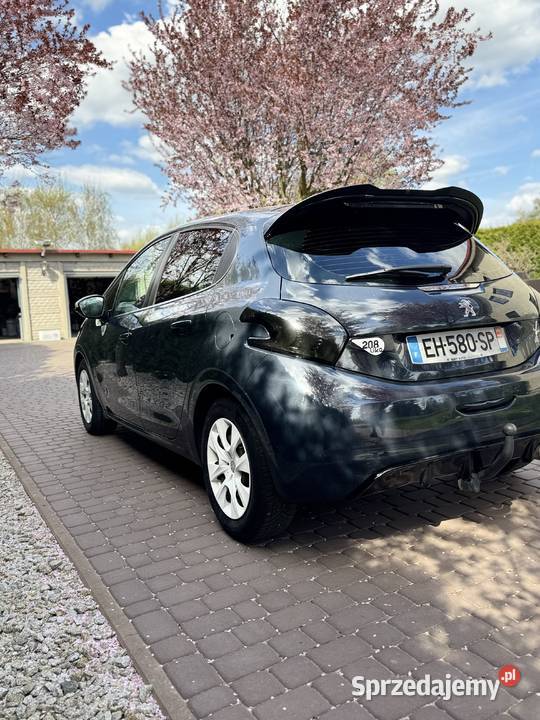 Peugeot 208 2016 doinwestowany Młodojewo