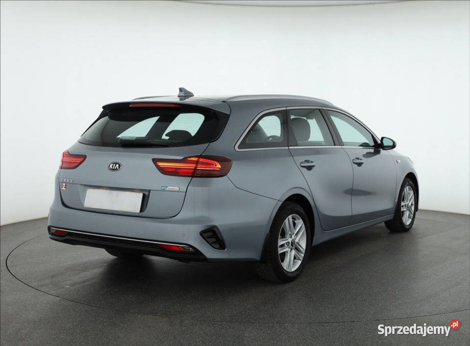 Kia Ceed 16 CRDi MHEV