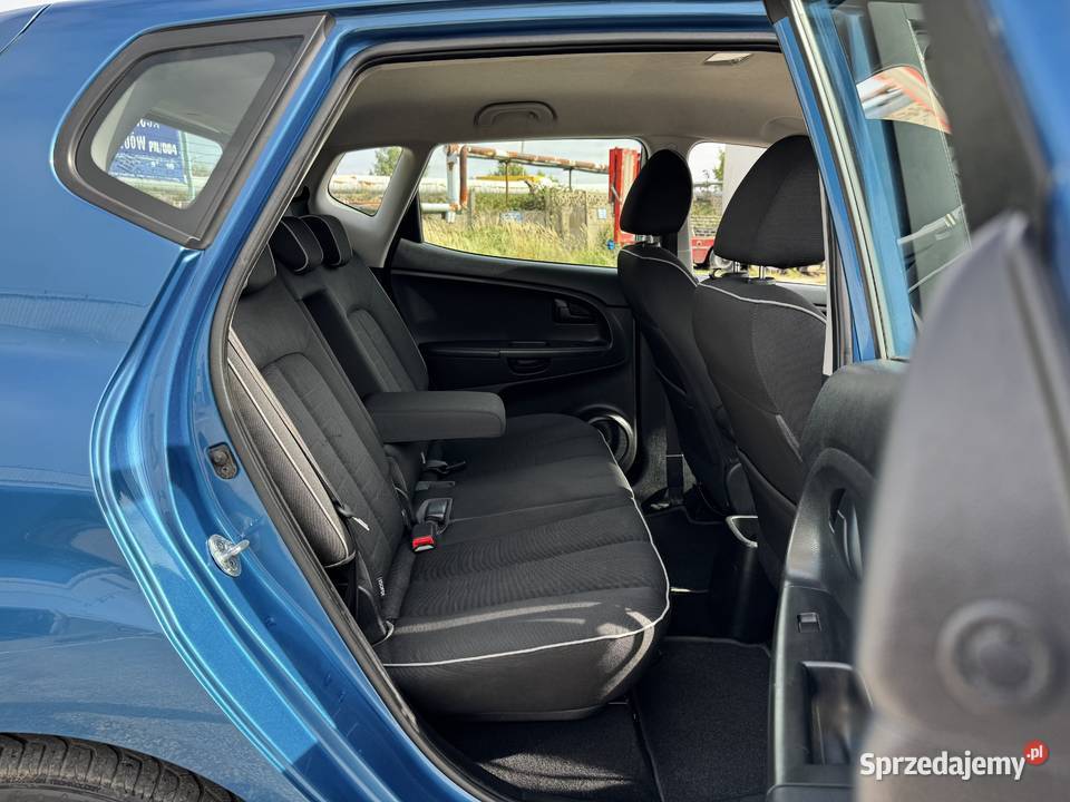 Kia Venga 14 BENZYNA Zarejestrowana Długie komputer pokładowy Konin
