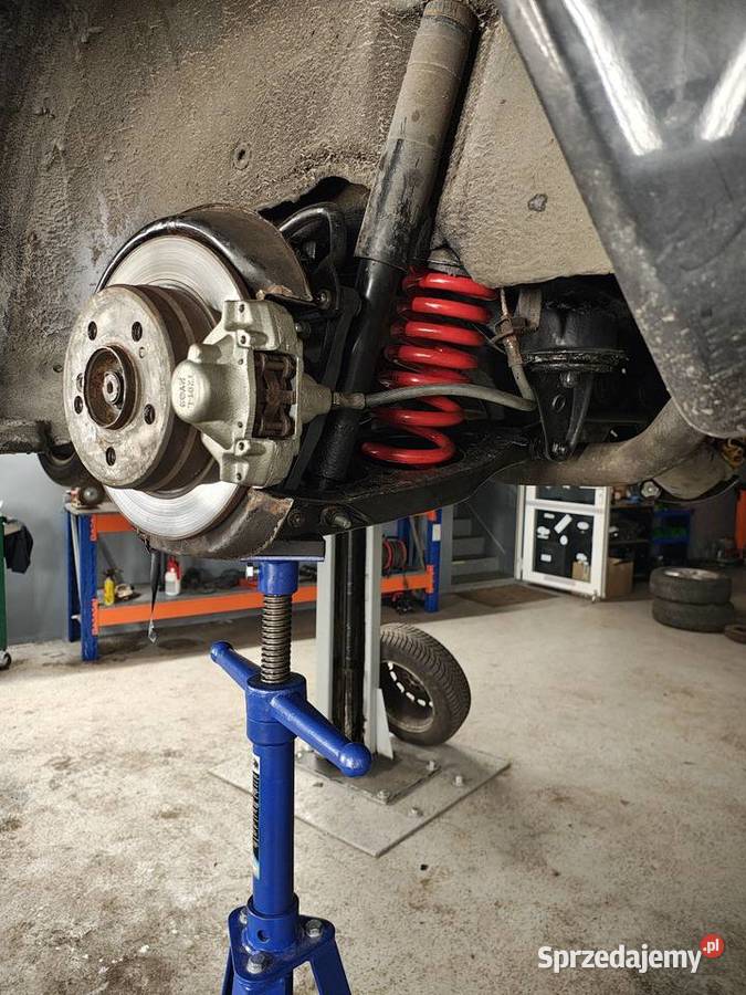 Zamienię na coś ciekawego Mercedes w124 czarny sprzedam