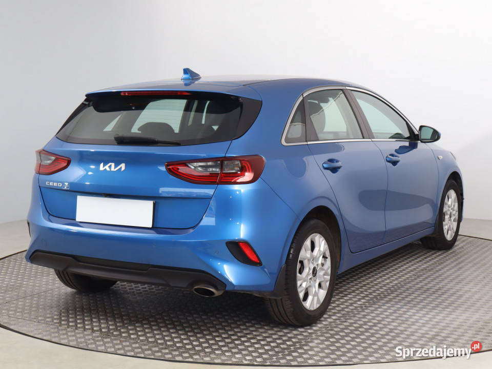 Kia Ceed 15 TGDI nieuszkodzony Bielany Wrocławskie