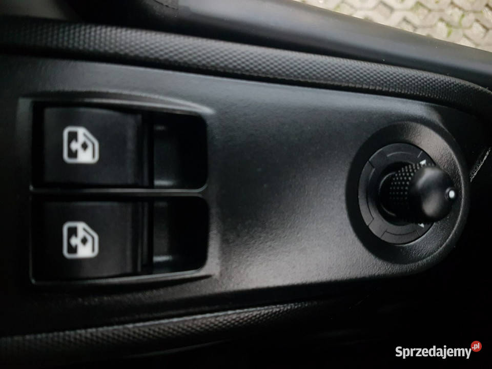 Iveco Daily 6EP CHŁODNIA MROŹNIA IZOTERMA ASR (kontrola trakcji) Poręba