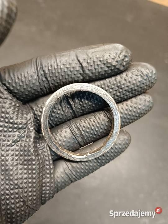 Uszczelka łącznik dyfuzor cylinder silnik części Gołaczewy sprzedam